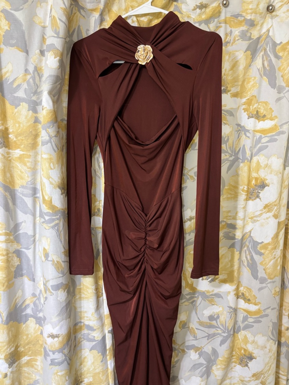 Brown Long-Sleeve Ruched Open-Back Dress with Floral Accent